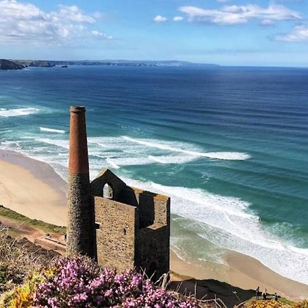Newly Renovated Characterful Cottage, Wheal Rose Scorrier 外观 照片